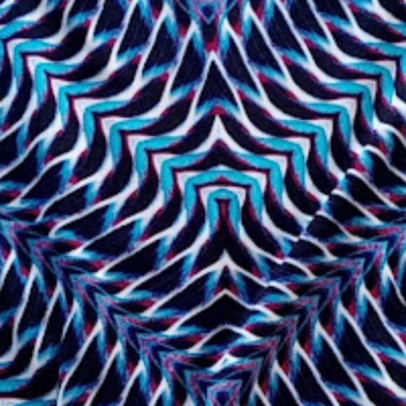 Bisou Bisou blue Crop Tank Top Size Medium NEW NWOT - Picture 2 of 4